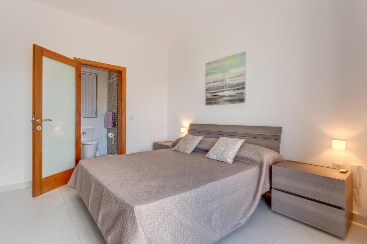 Modern Apartment In The Best Location, Perfect For Families Sliema Exterior photo